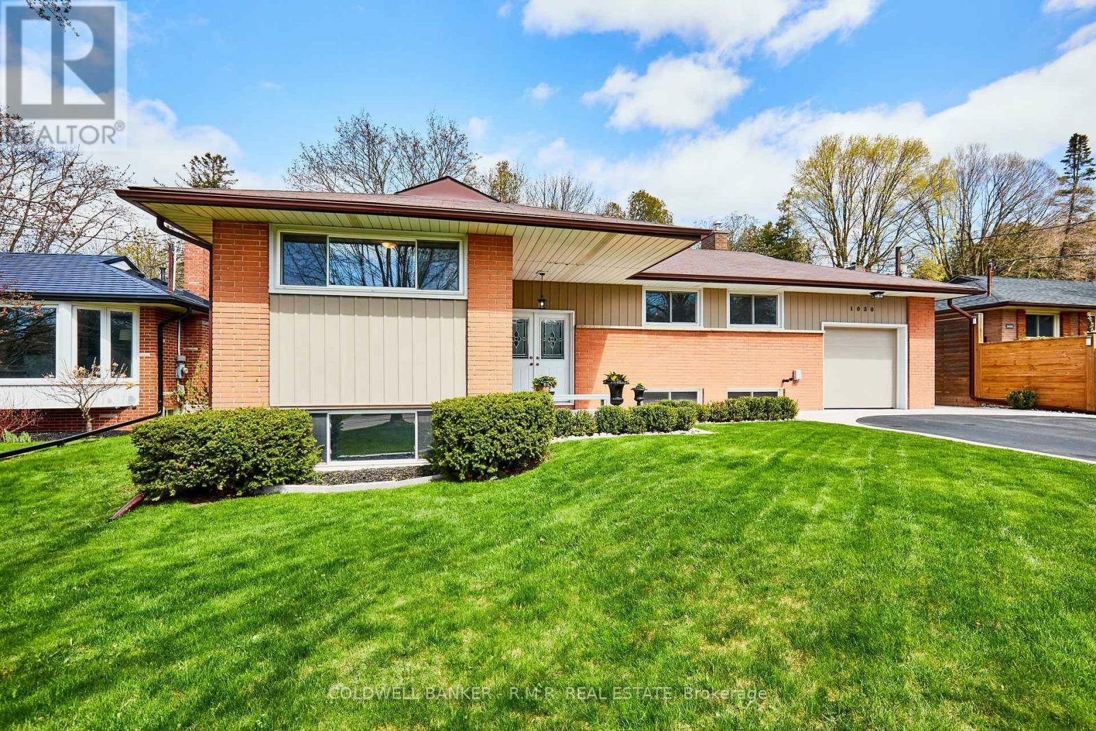 Property Photo: 1030 Regent Drive ON L1G 1J7