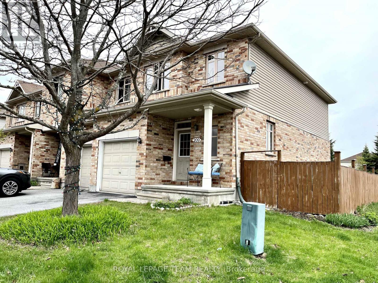 Property Photo: 209 Hornchurch Lane ON K2J 5J5