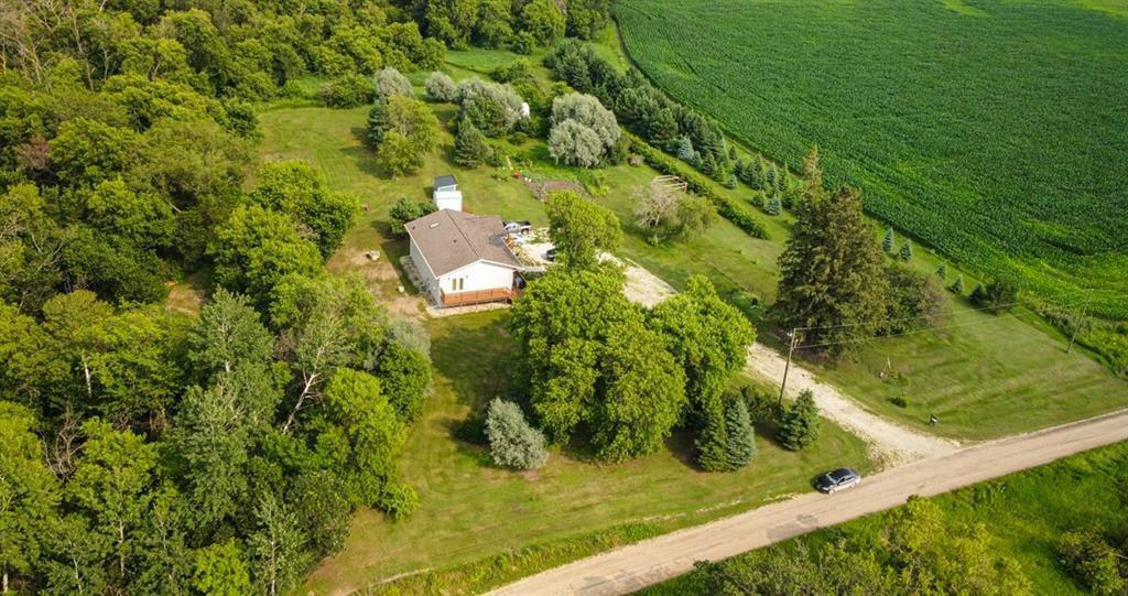 Property Photo: 54067 52W Road MB R0H 1C0