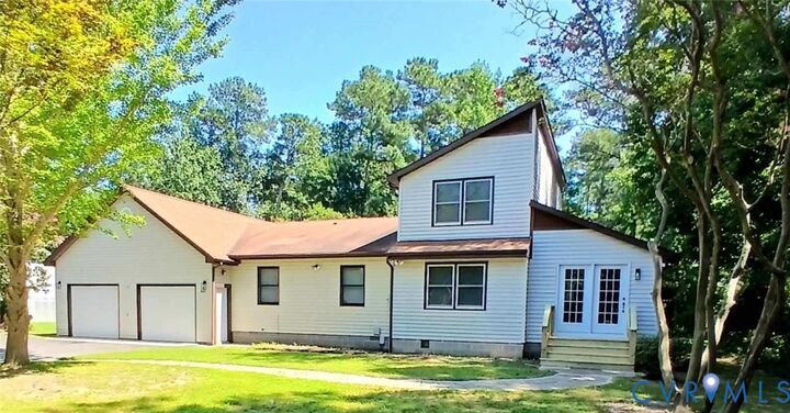 Property Photo:  209 Pineview Drive  VA 23071 
