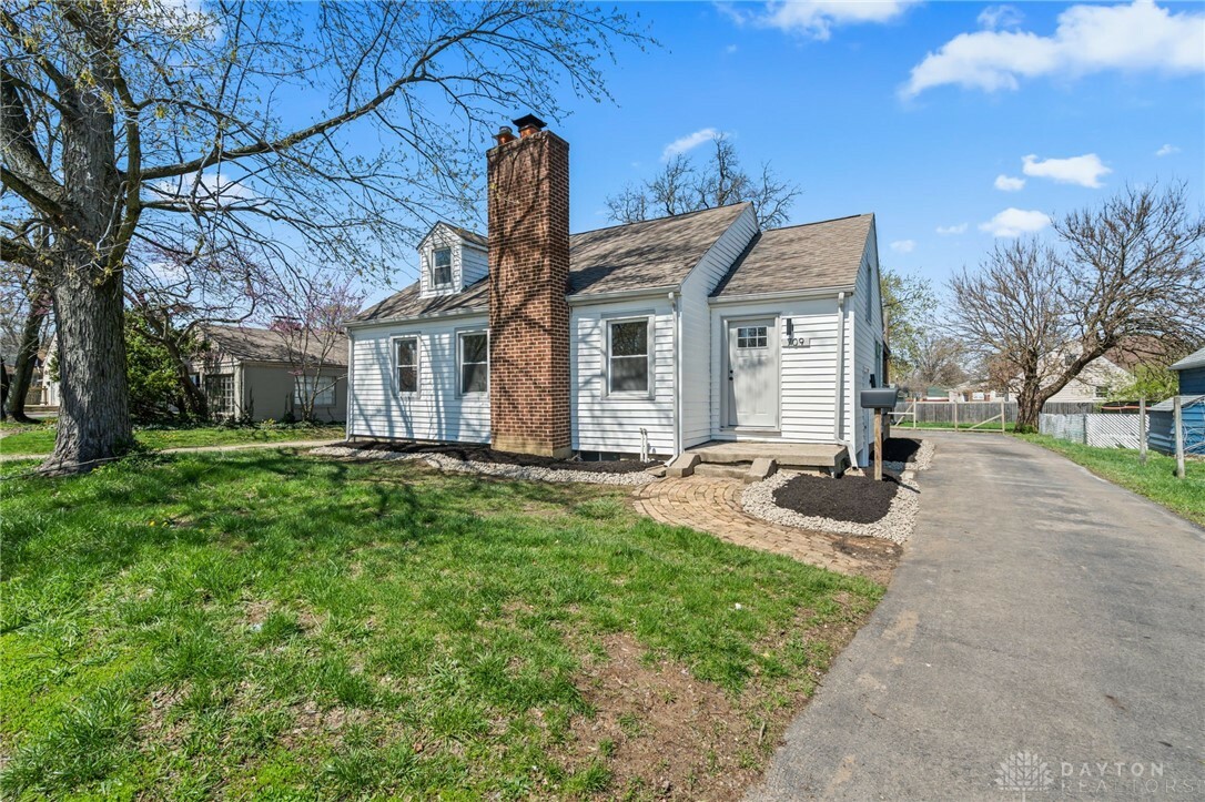 Property Photo: 709 E Dorothy Lane OH 45419