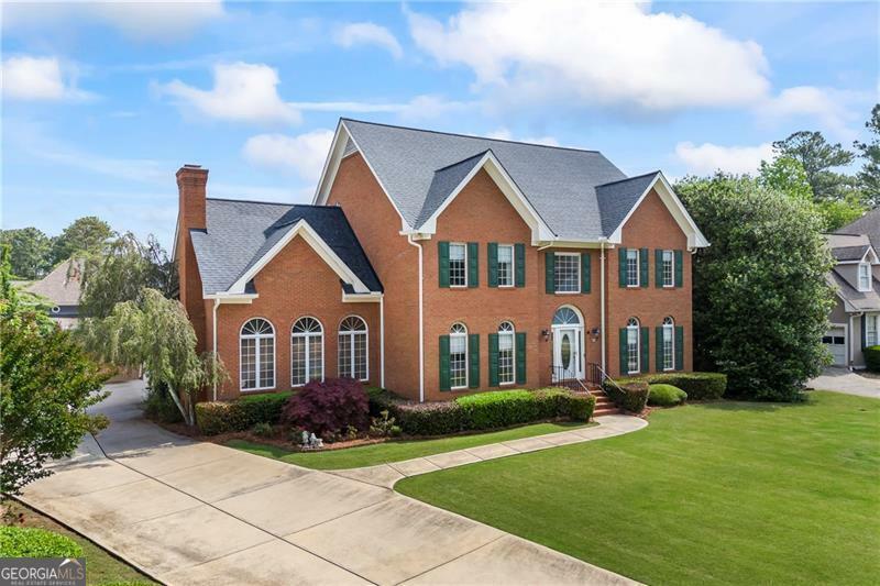 Property Photo: 1402 Bromley Drive GA 30078