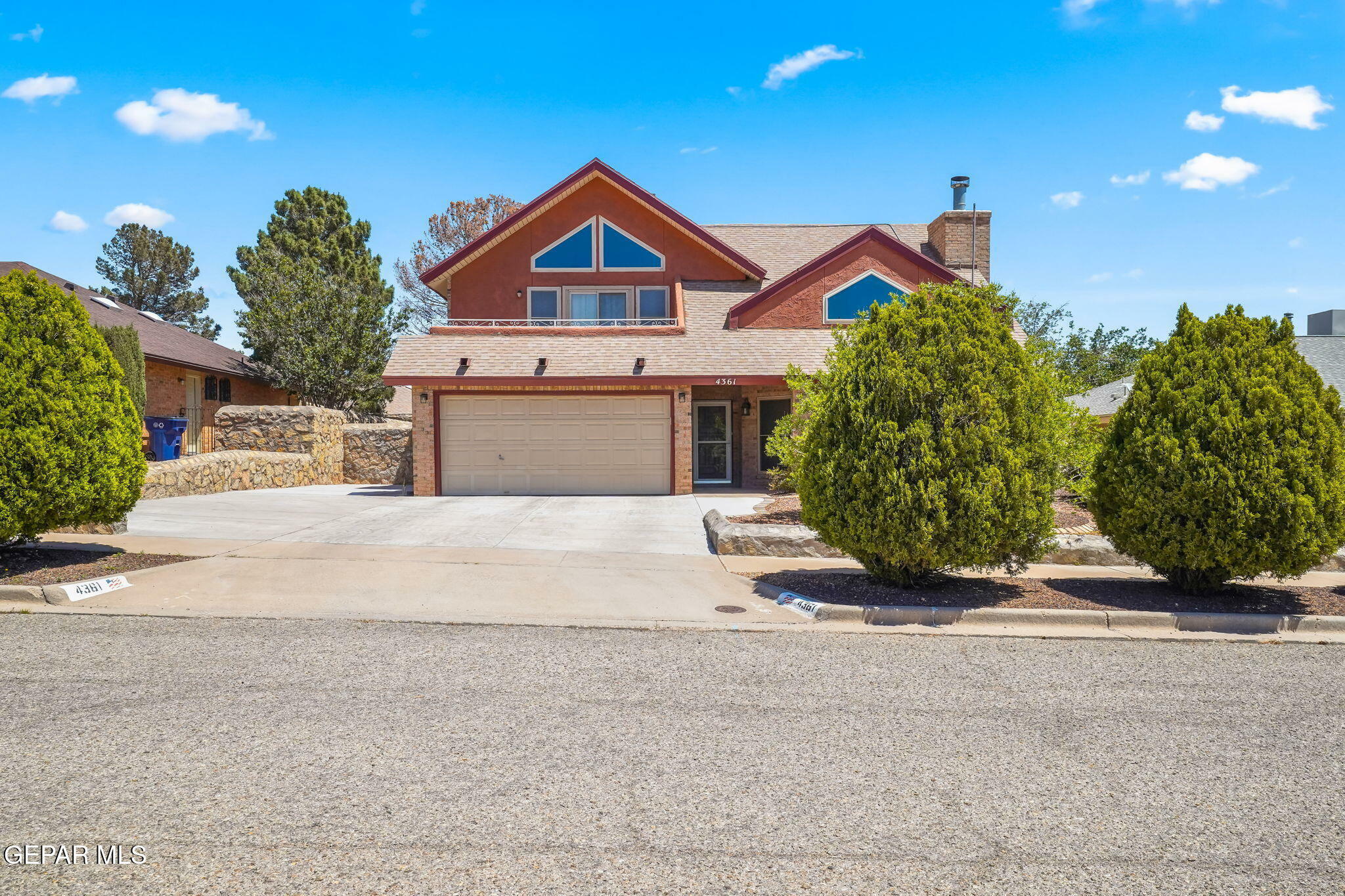 4361 Loma De Brisas Drive  El Paso TX 79934 photo