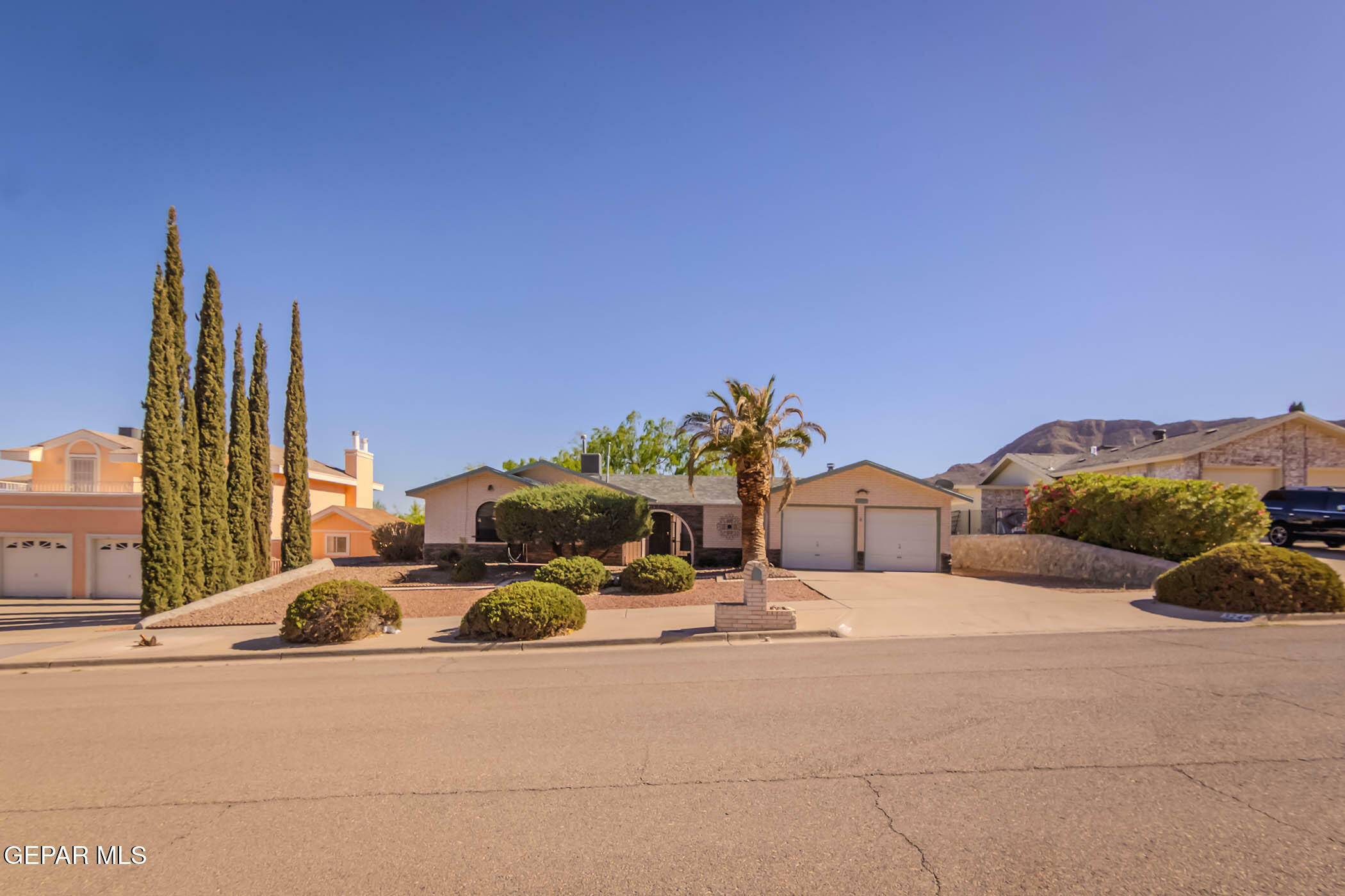 Property Photo: 3244 Mountain Walk Dr Drive TX 79904
