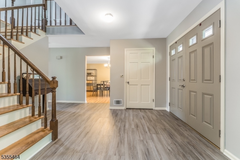 Property Photo: 12 Shady Brook Ct NJ 08844