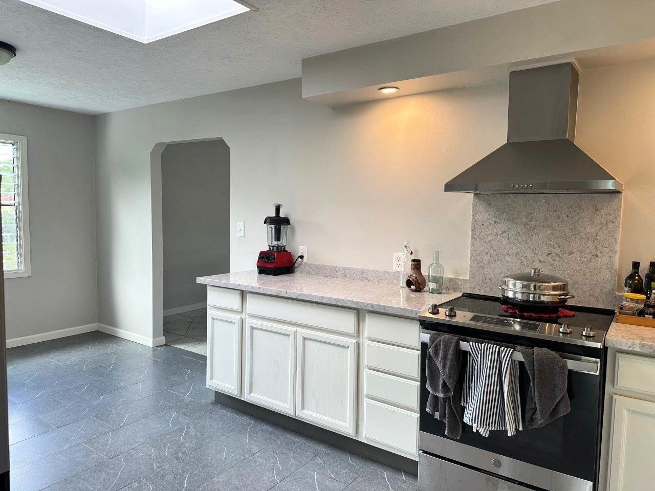 Property Photo: 15-2694 Mano St HI 96778