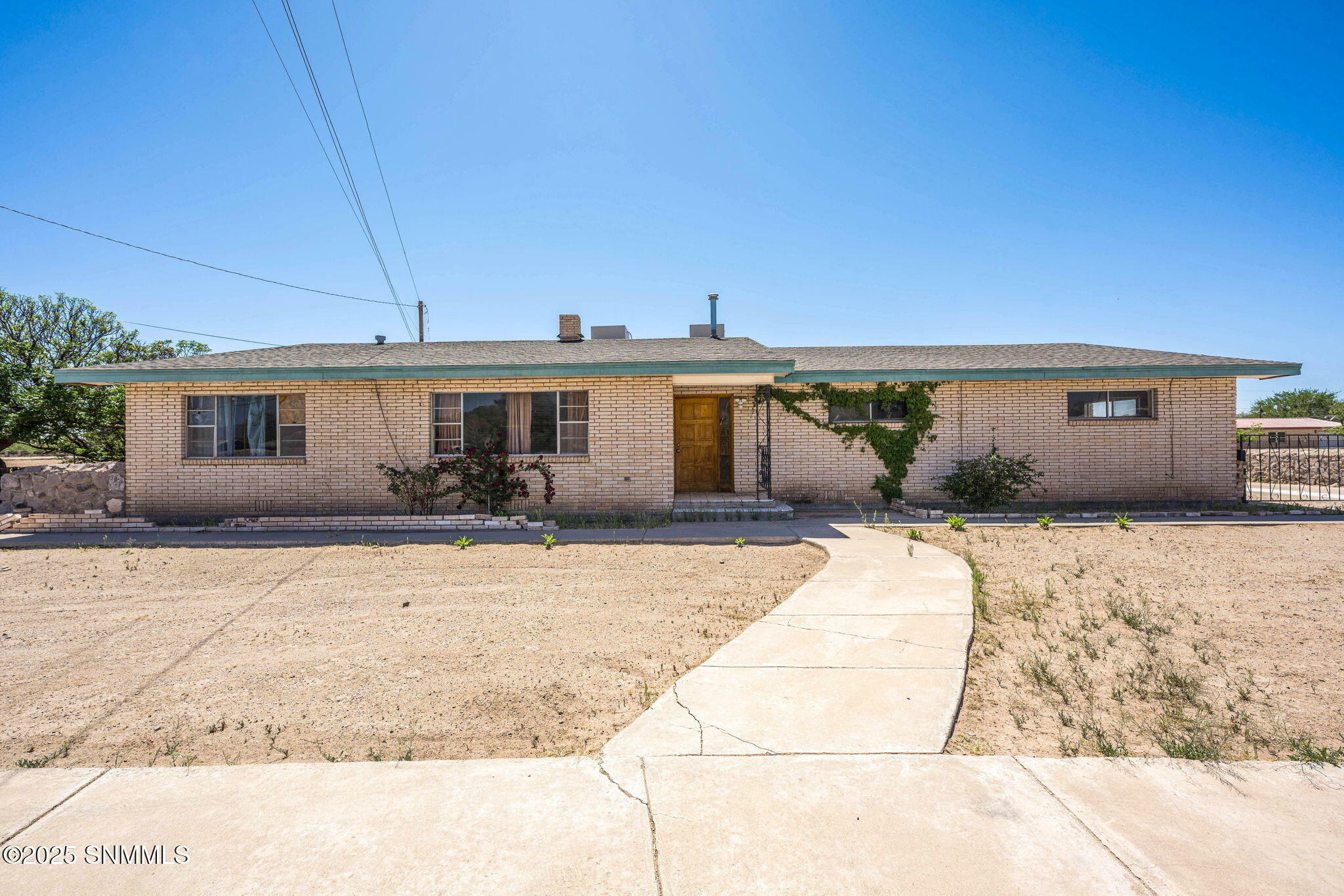 Property Photo: 2605 Dona Ana Road NM 88007