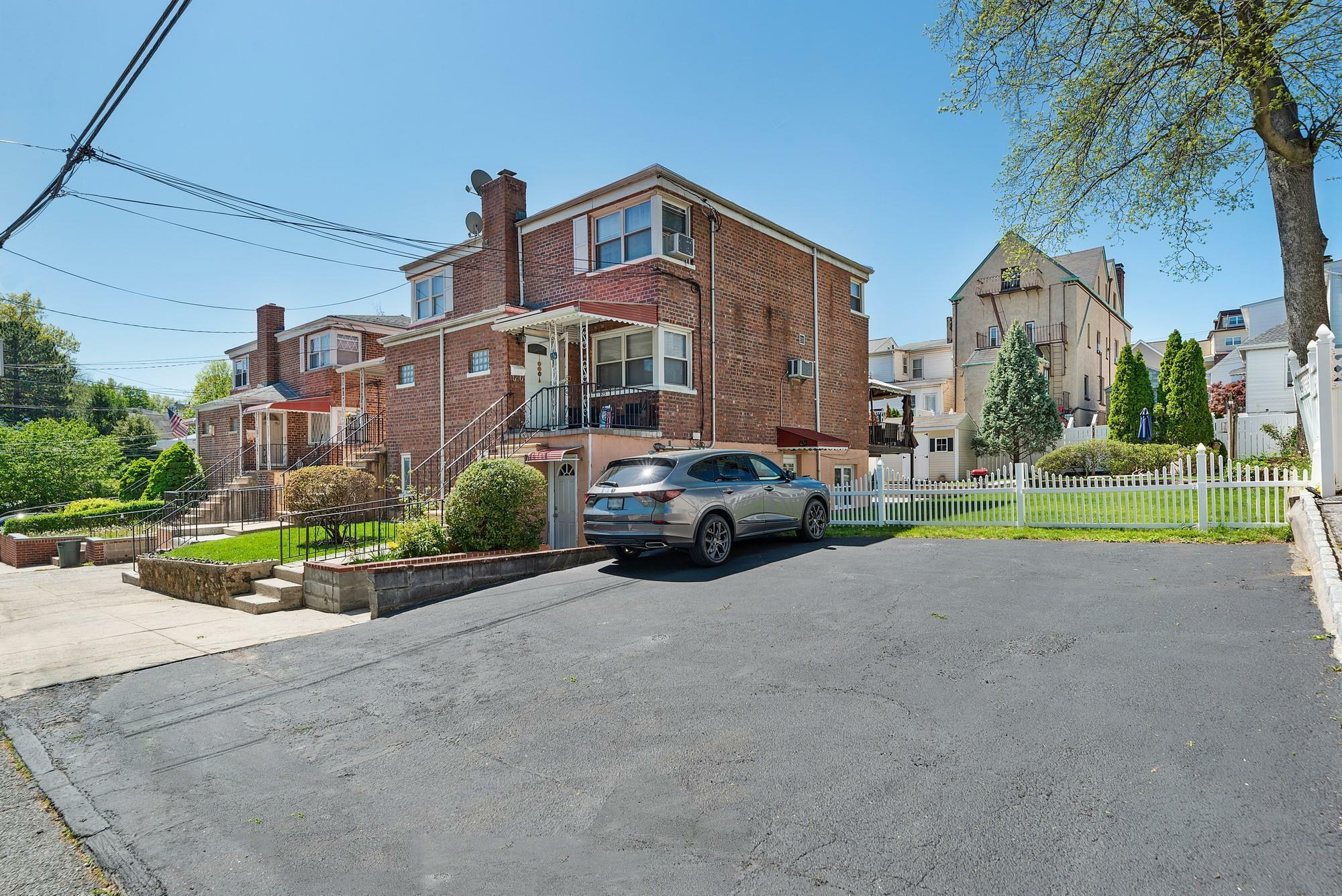 Property Photo: 63 Laurel NY 10704