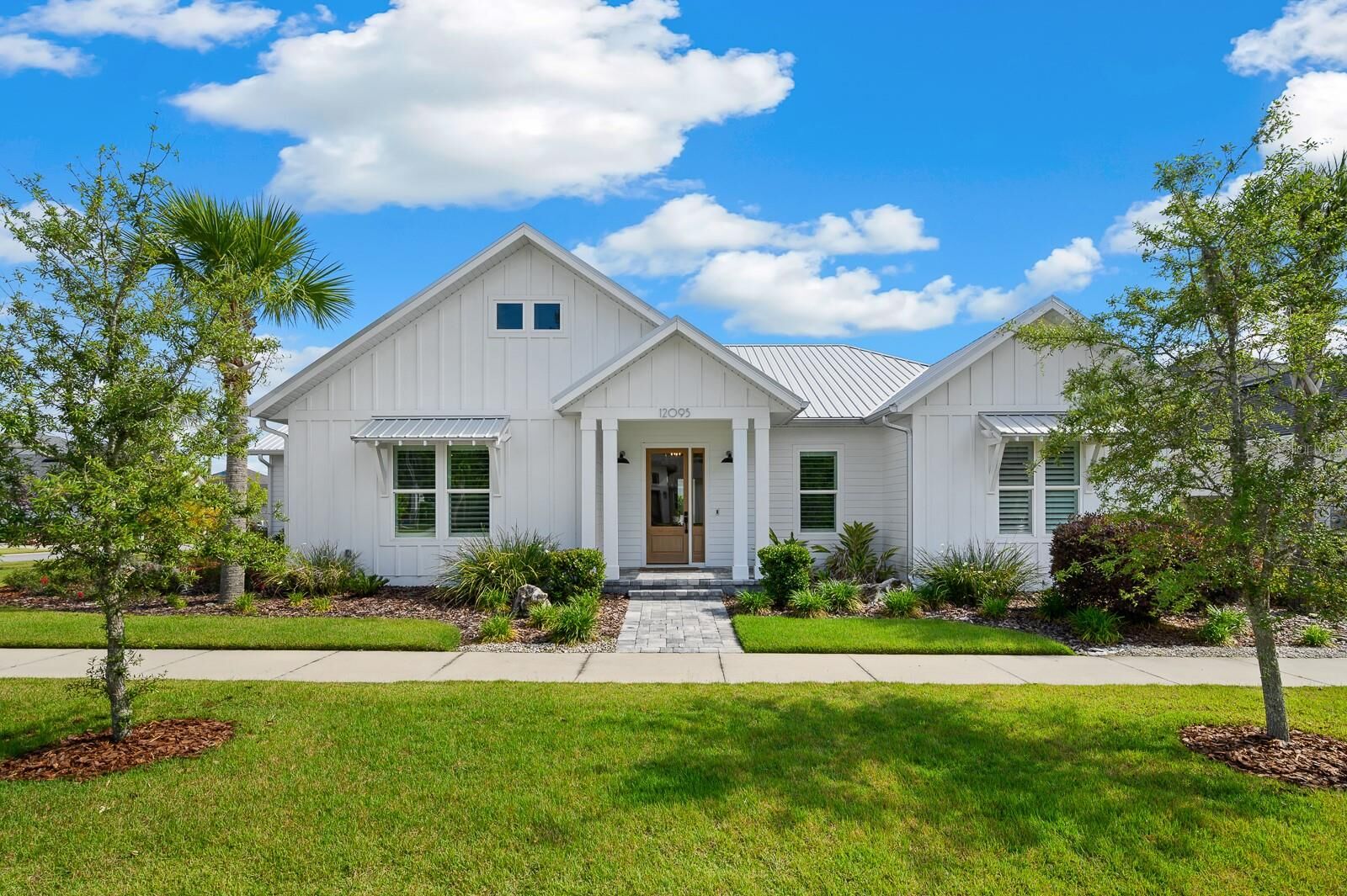Property Photo:  12095 SW 9th Lane  FL 32607 