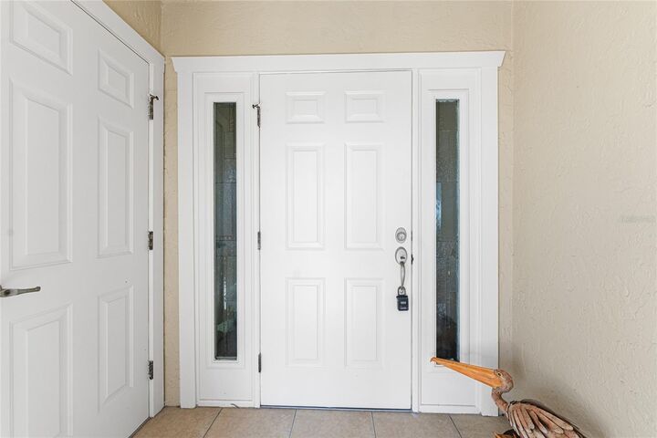 Property Photo: 101 N Marion Ct 215 FL 33950