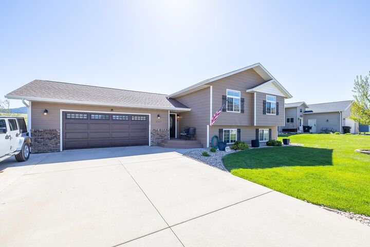 Property Photo:  1727 Iron Horse Loop  SD 57783 