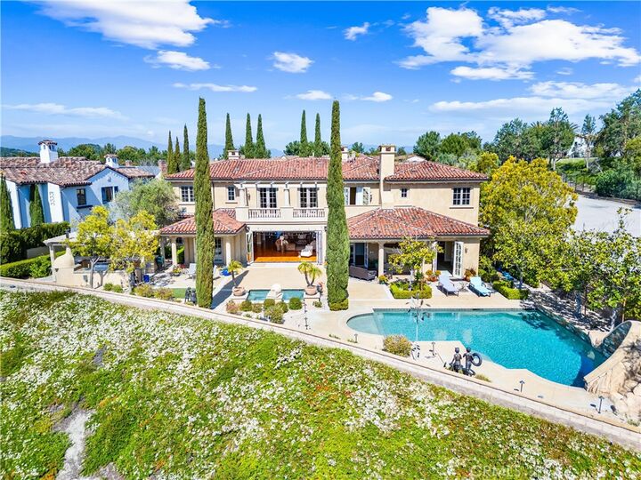 Property Photo:  19 Fox Hole Road  CA 92694 