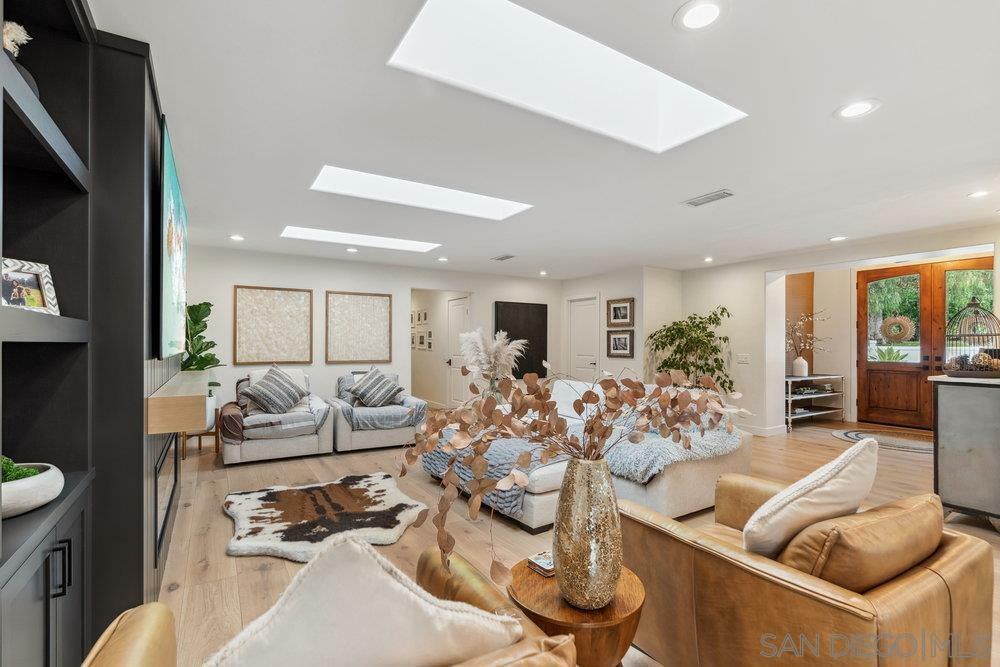 Property Photo: 19660 Elfin Glen CA 92029