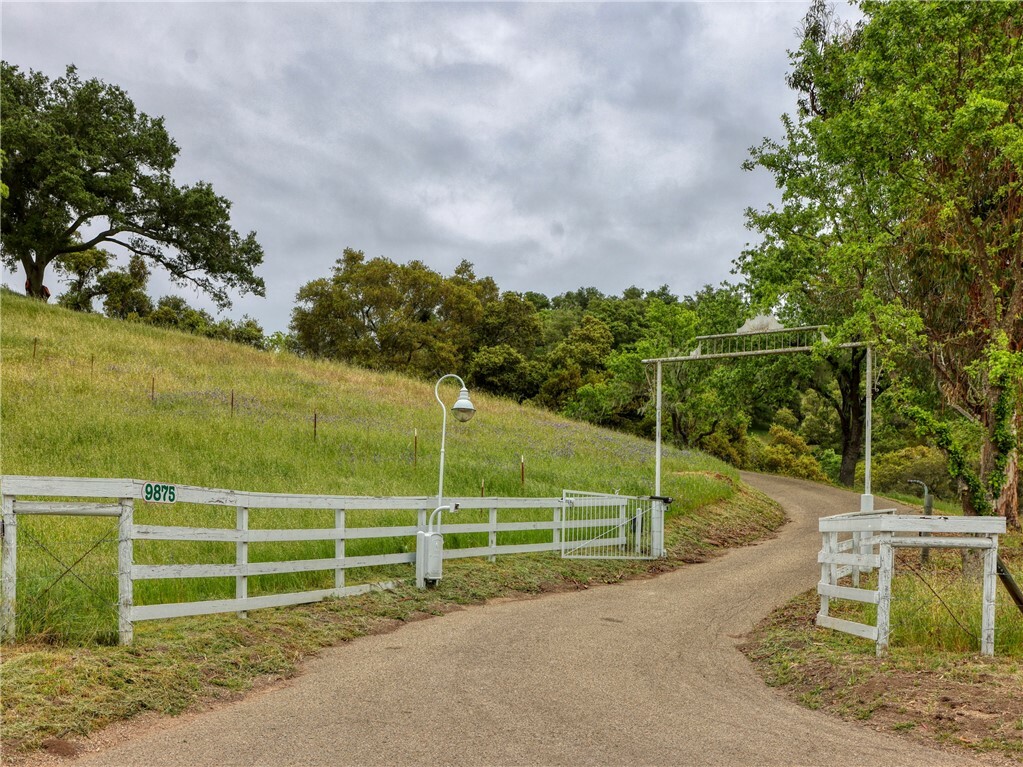 Property Photo: 9875 Suey Creek Road CA 93454