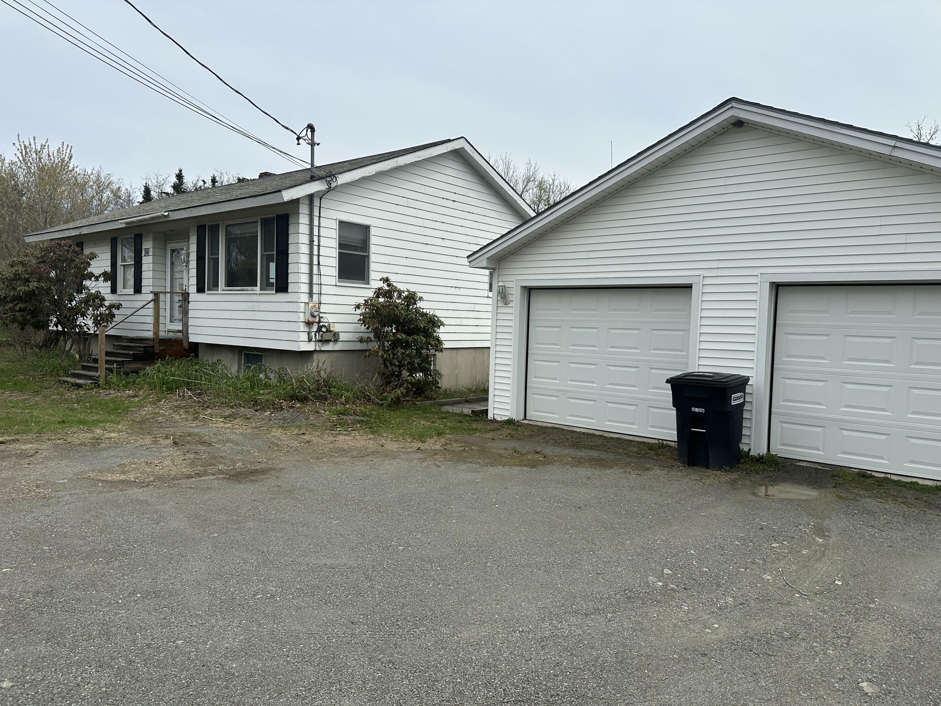 Property Photo: 423 Bennoch Road ME 04468