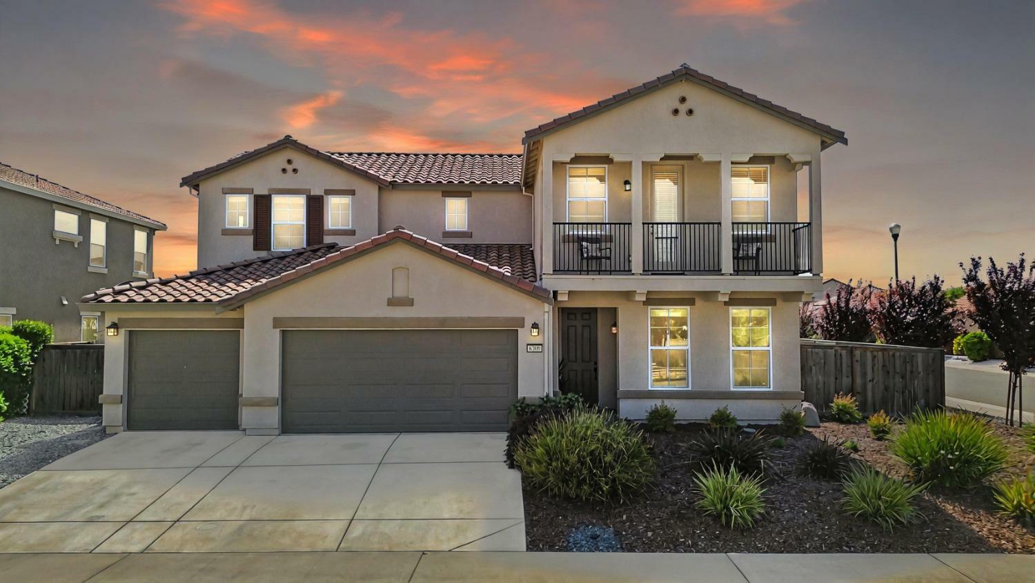 Property Photo: 6209 Garland Way CA 95747