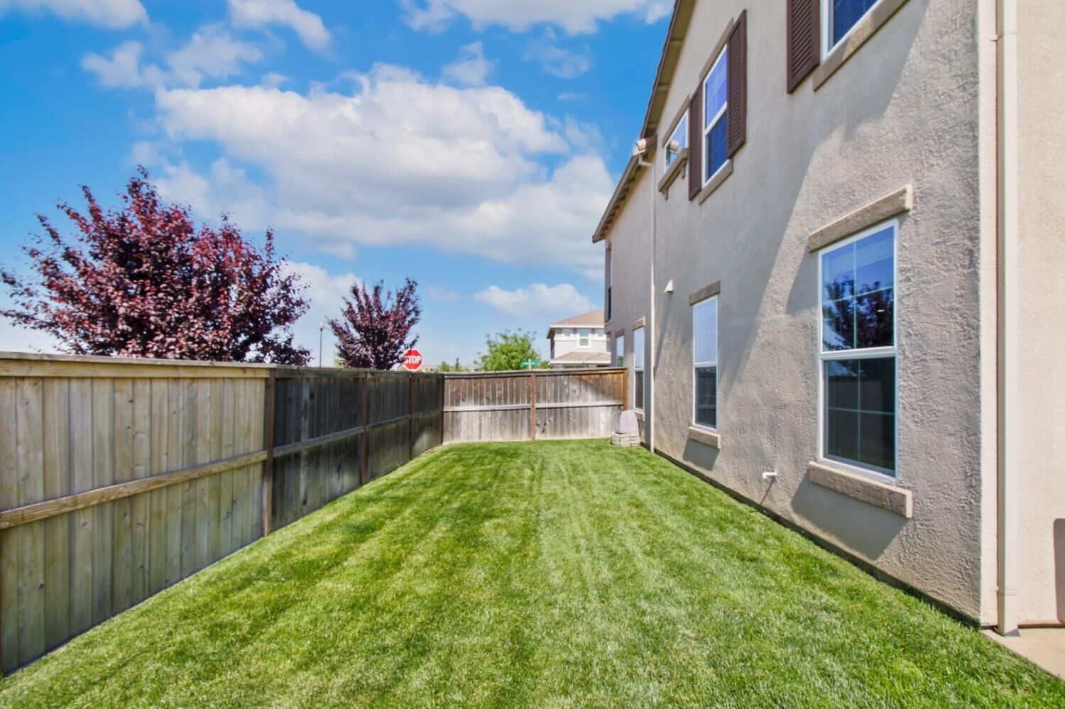 Property Photo: 6209 Garland Way CA 95747