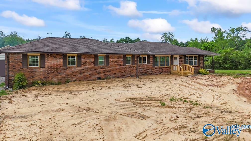 Property Photo: 3074 County Road 165 AL 35650