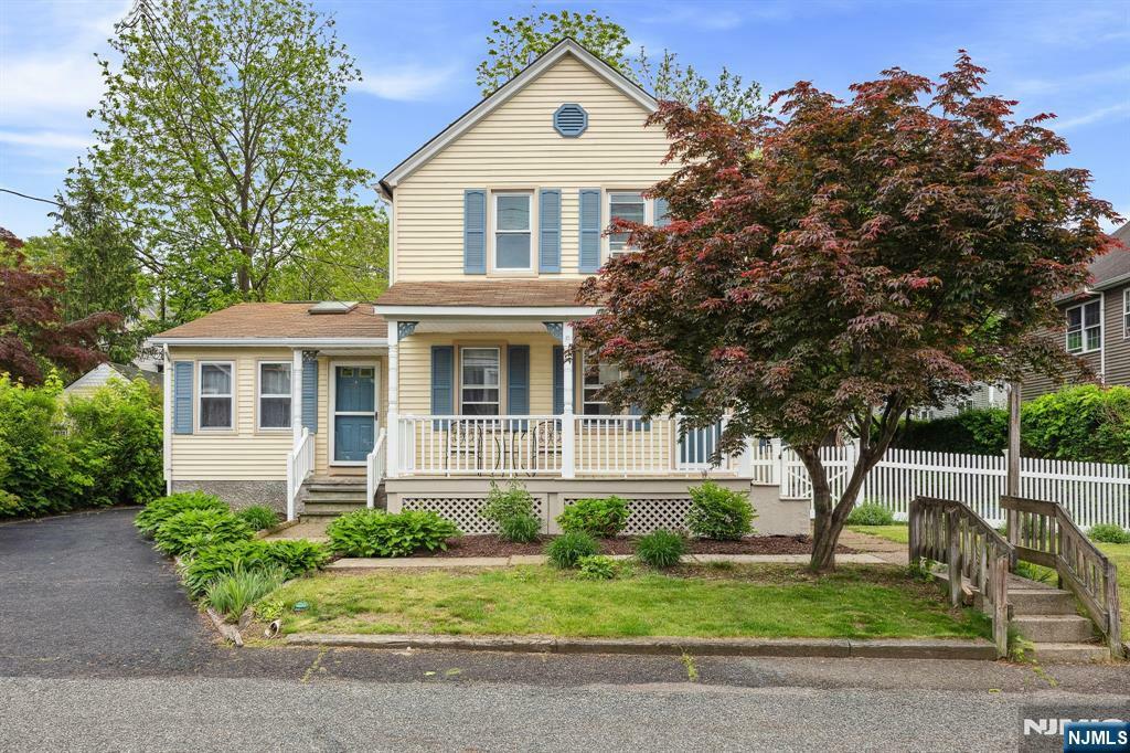 17 Hines Avenue  Mahwah NJ 07430 photo