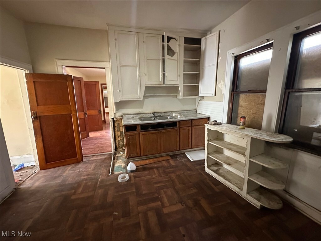 Property Photo: 7208 Clement Avenue OH 44105