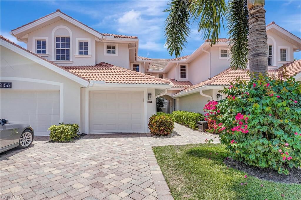 Property Photo:  23156 Rosedale Dr 201  FL 34135 