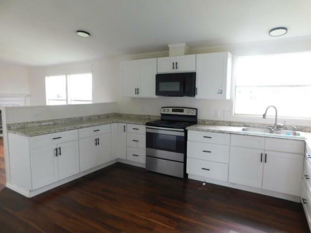 Property Photo: 3329 Cobbler Lane TX 76058