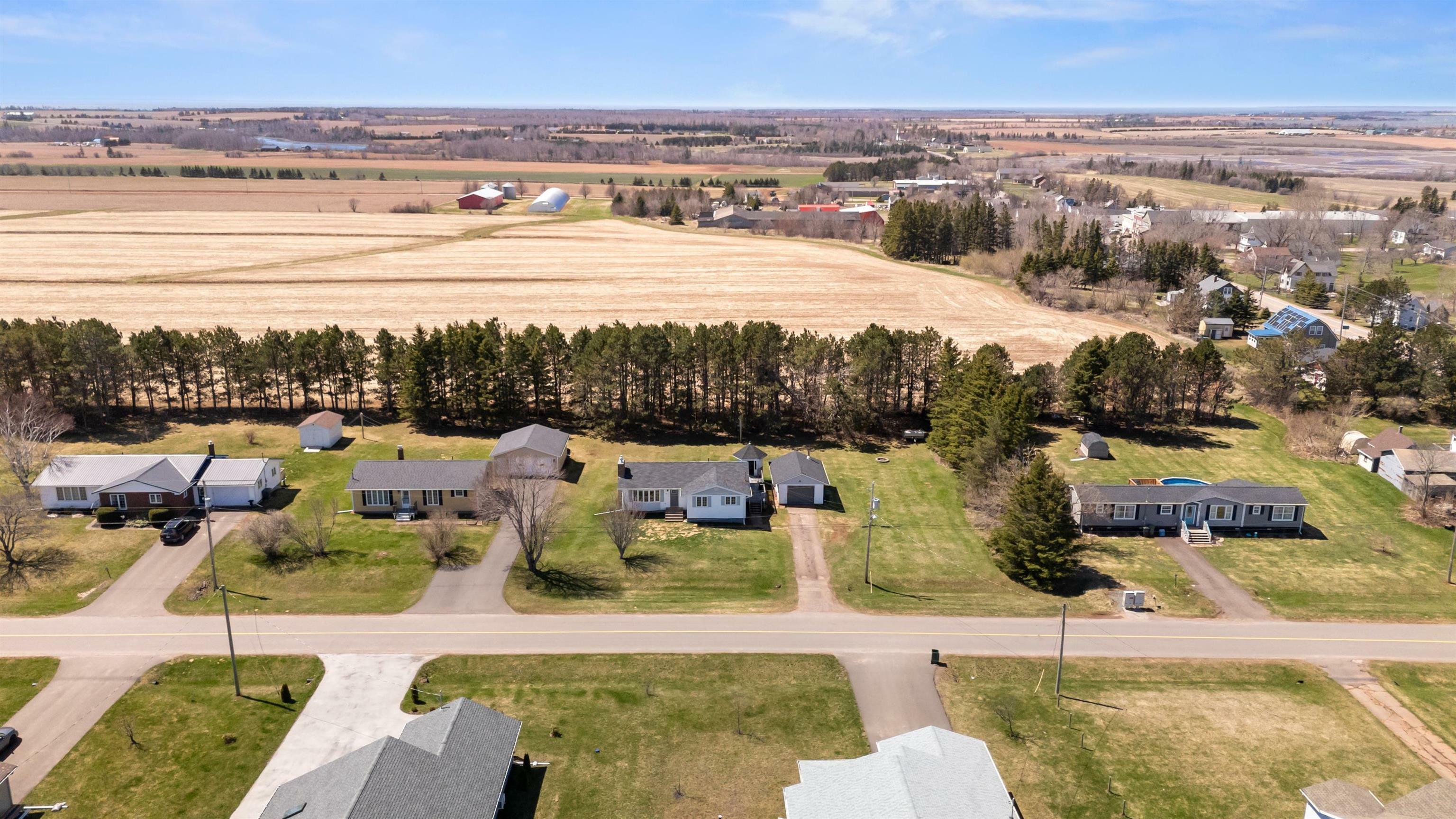 Property Photo: 22 Reid Street PE C0B 1G0