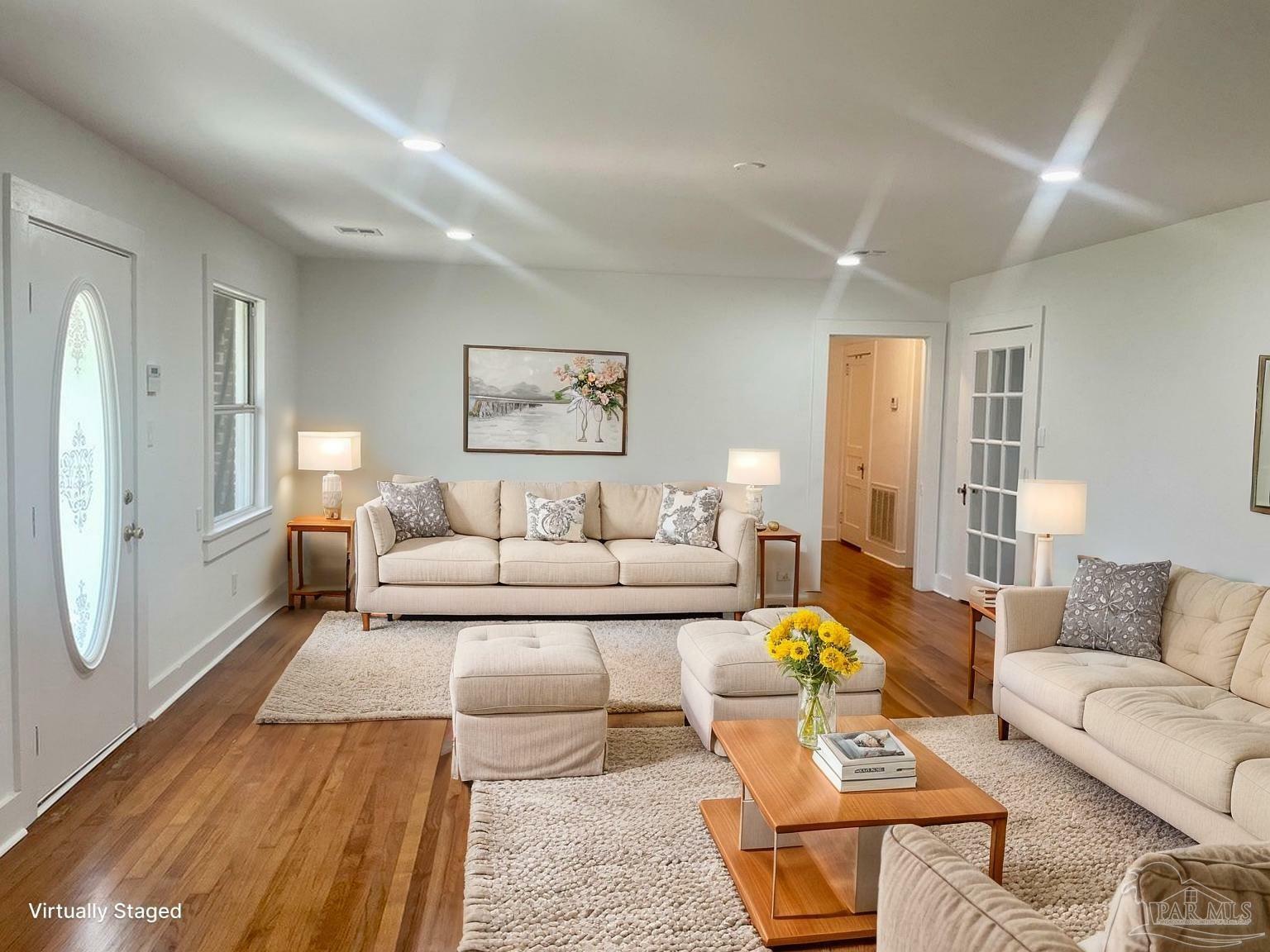 Property Photo:  410 Pace Pkwy  FL 32533 