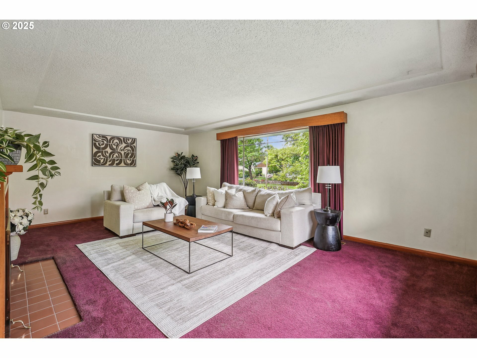Property Photo: 5955 NE 32nd Ave OR 97211