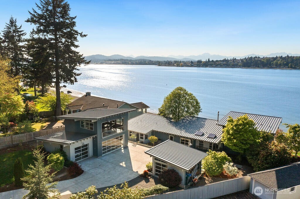 Property Photo: 3512 Beach Drive E WA 98366