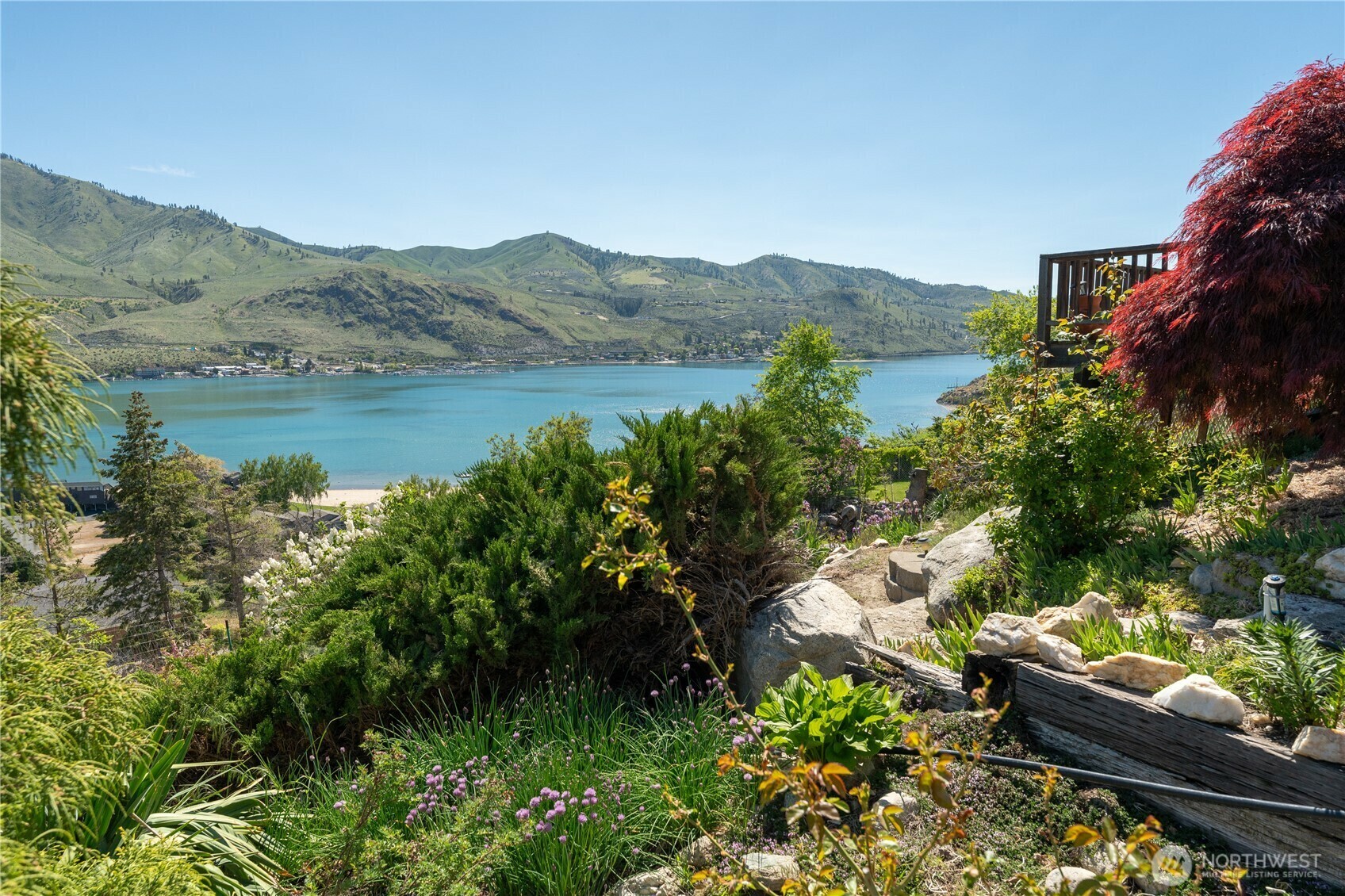 Property Photo: 912 Cone Road WA 98816