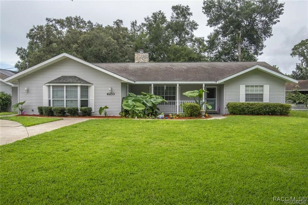 Property Photo: 6233 W Pinedale Circle FL 34429