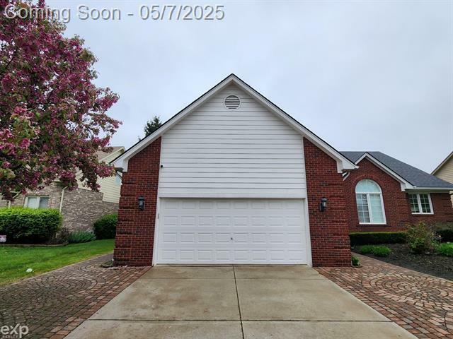 Property Photo: 19913 Mapleton Drive MI 48044