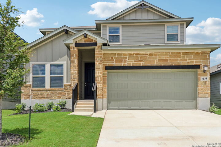4535 Appaloosa Crest  San Antonio TX 78245 photo