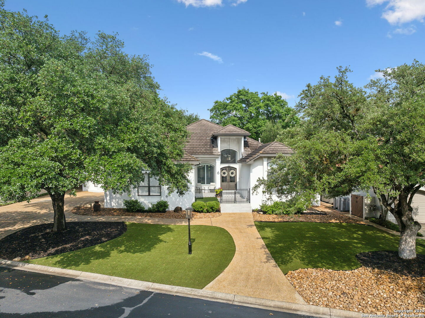 Property Photo: 6 Kings Heath TX 78257