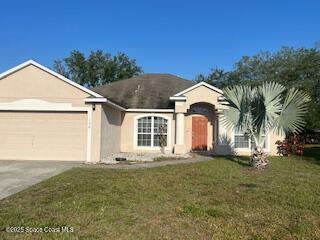 Property Photo:  156 Frederica Avenue NW  FL 32907 