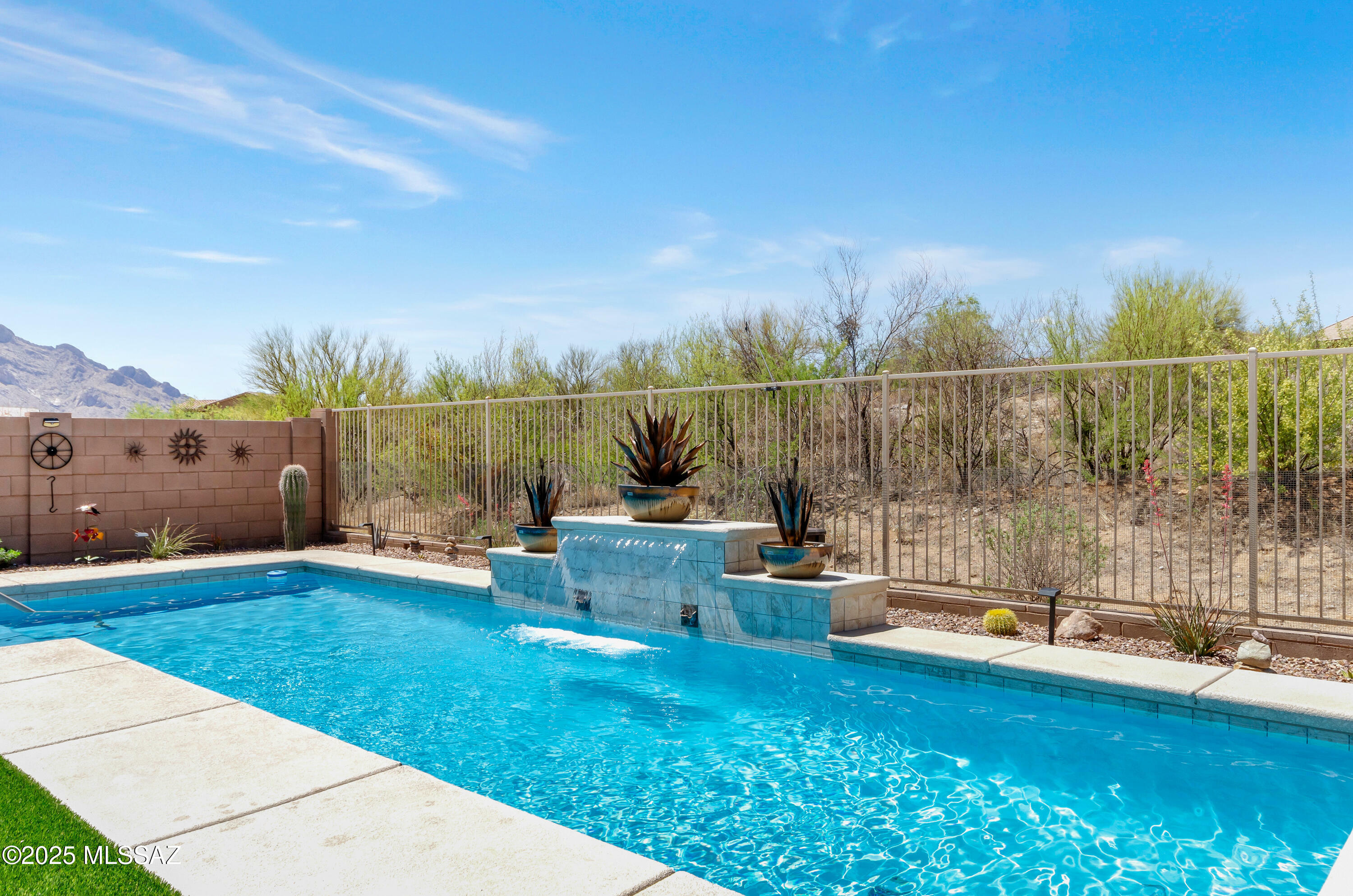 Property Photo:  11785 N Silverscape Drive  AZ 85737 