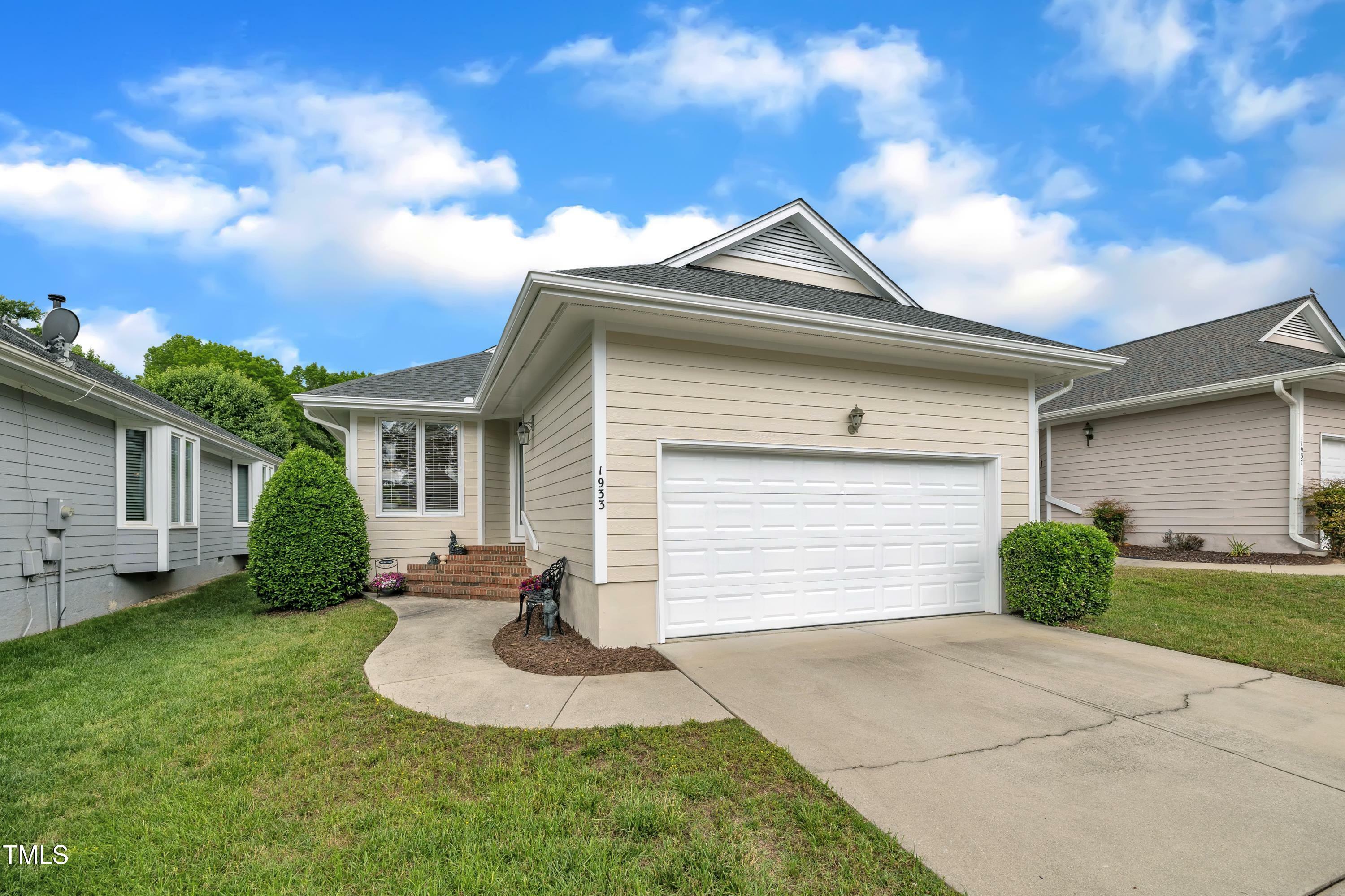 Property Photo: 1933 Castle Pines Drive NC 27604