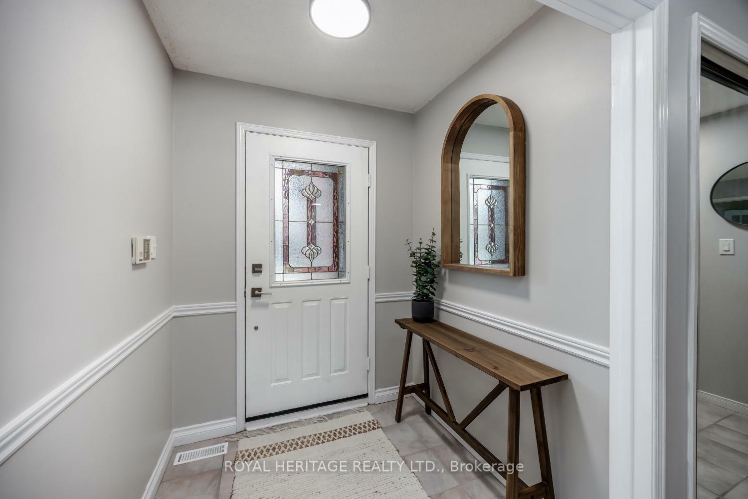 Photo de la propriété: 1534 Silver Spruce Drive N ON L1V 5H7