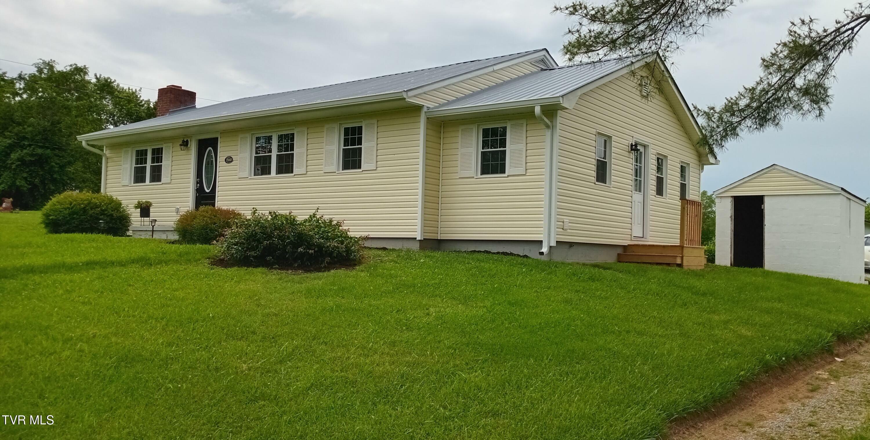 Property Photo: 2160 Whirlwind Road TN 37743