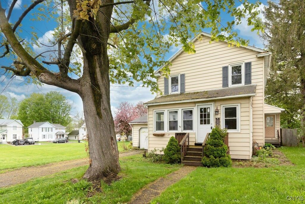 Property Photo: 207 W 2nd Street S NY 13069