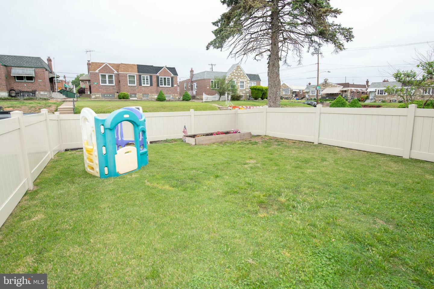 Property Photo: 7933 Lister Street PA 19152