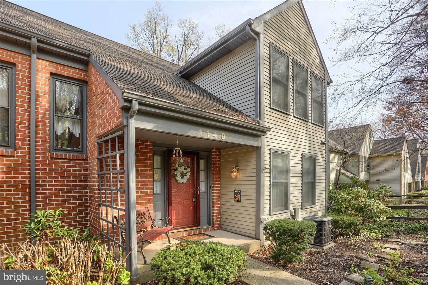 Property Photo: 1140 Draymore Court PA 17036