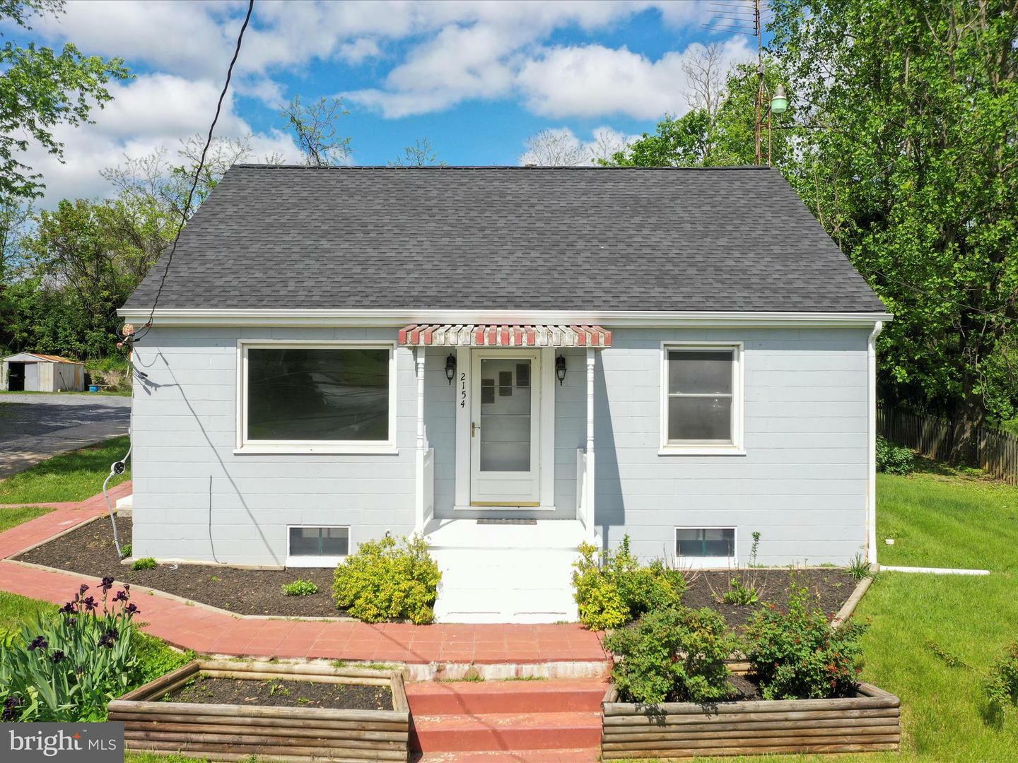 Property Photo: 2154 Winchester Avenue WV 25405