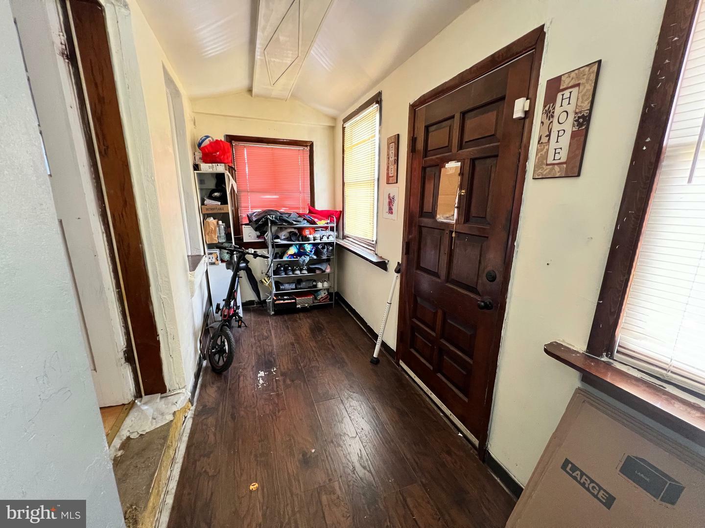Property Photo: 2600 S Robinson Street PA 19142