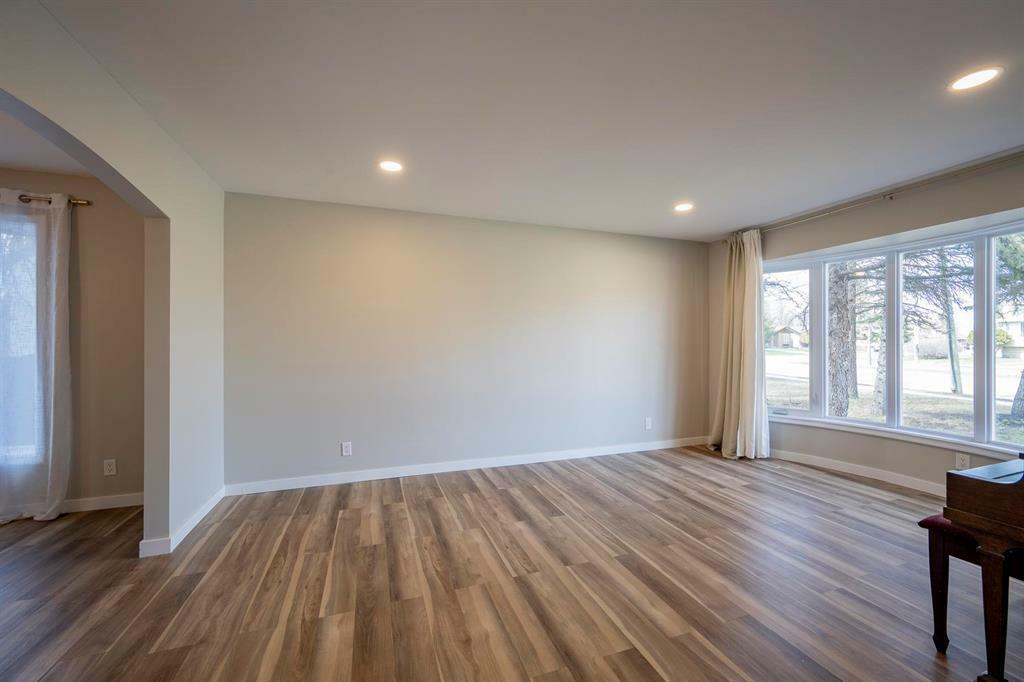 Photo de la propriété: 2 Hunterspoint Road MB R3R 3J7