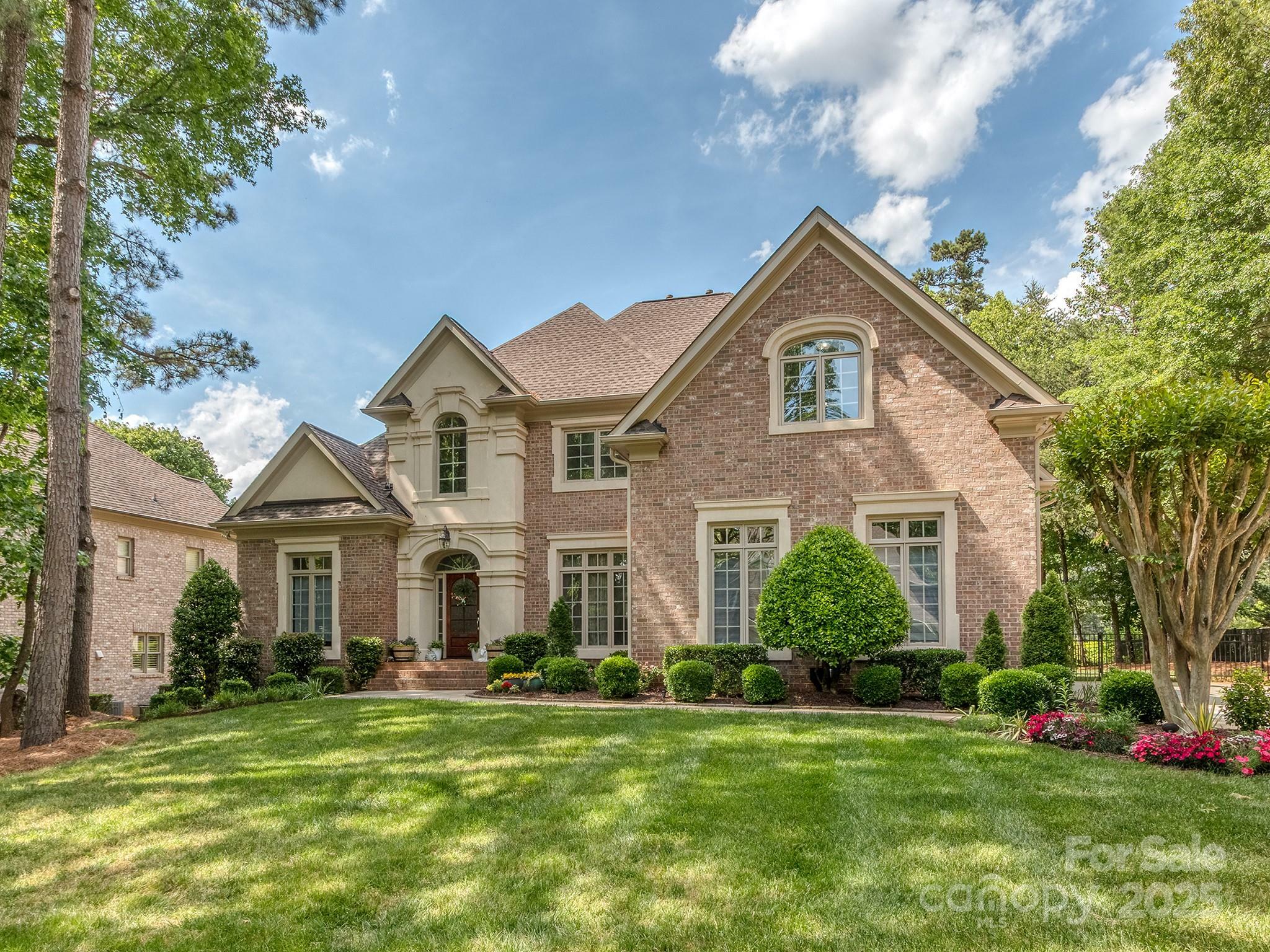 Property Photo: 10924 Lederer Avenue NC 28277