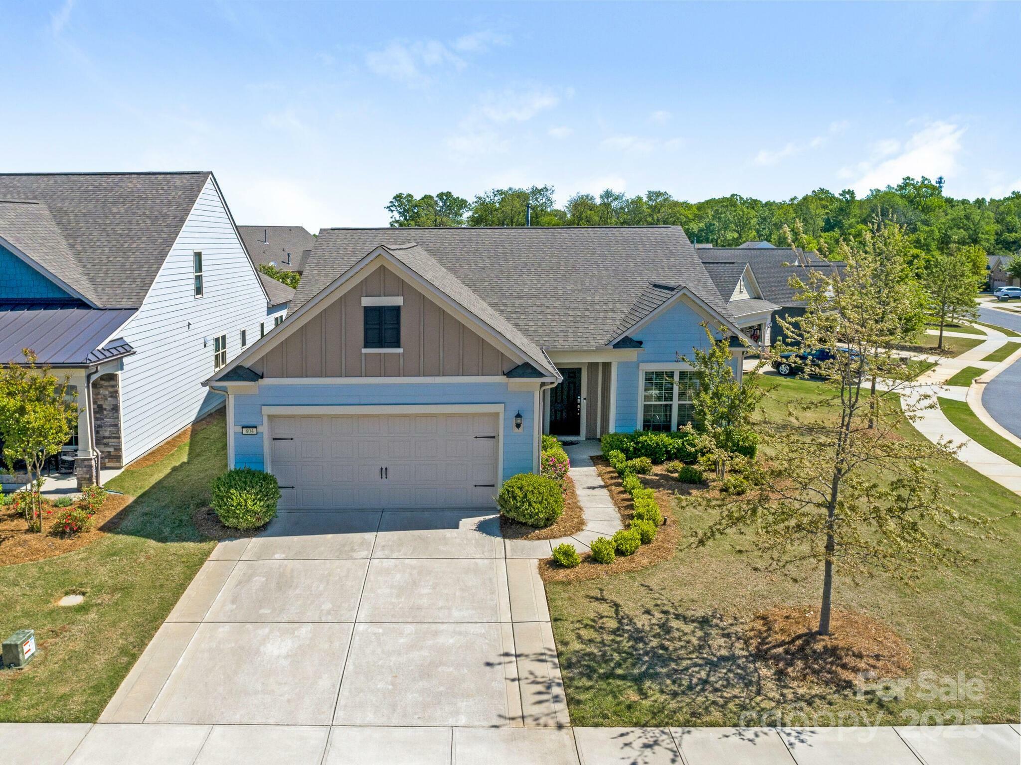 Property Photo: 804 Birdsong Way SC 29715