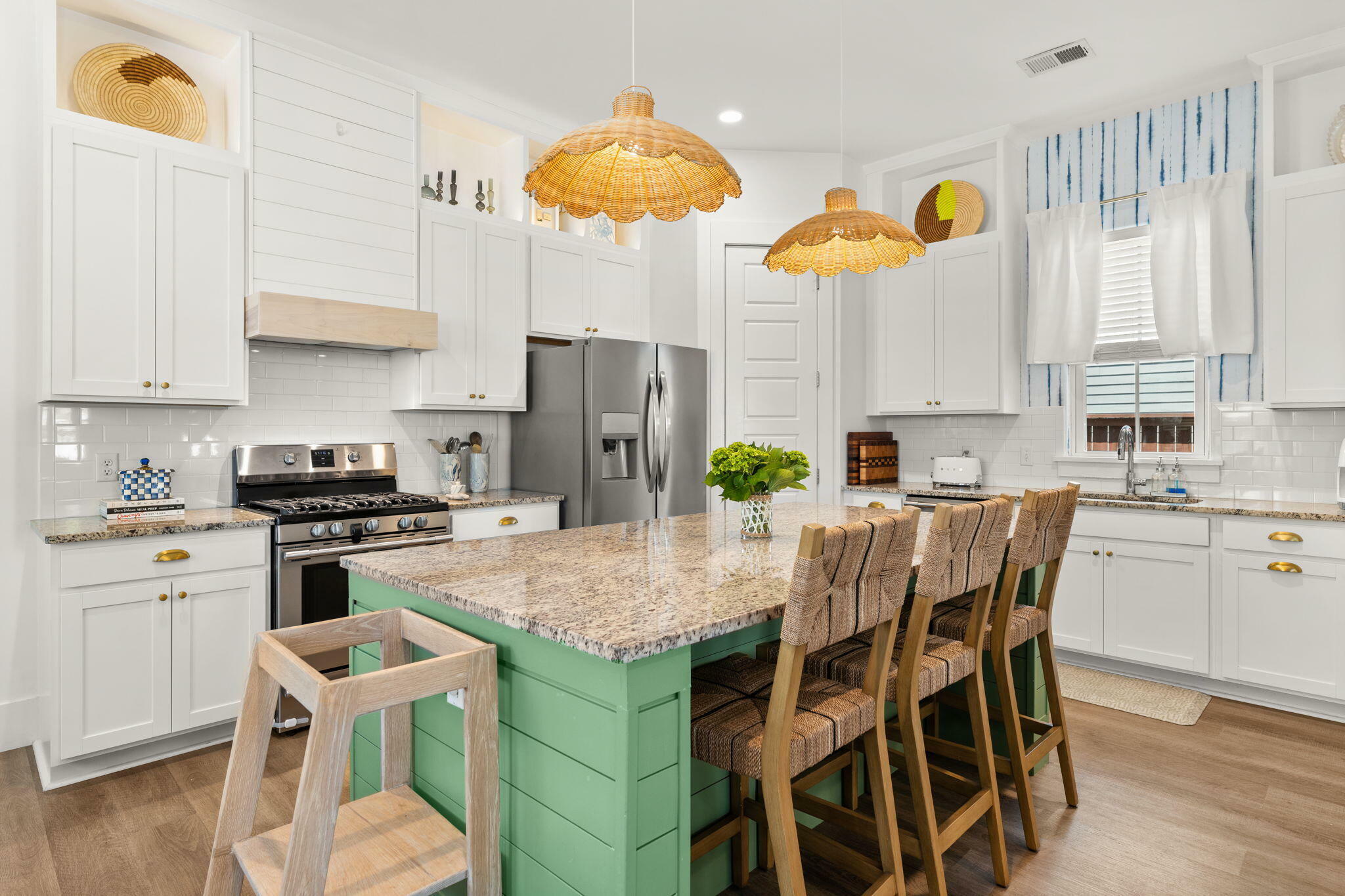Property Photo: 383 Oak Park Street SC 29486