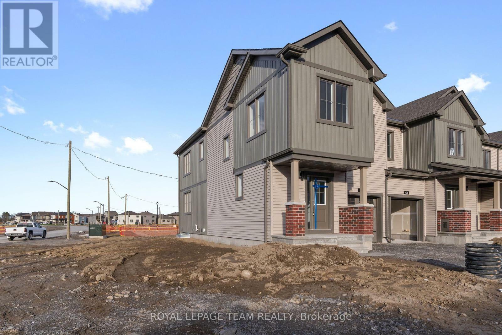 Property Photo: 630 Keatons Way ON K0G 1J0